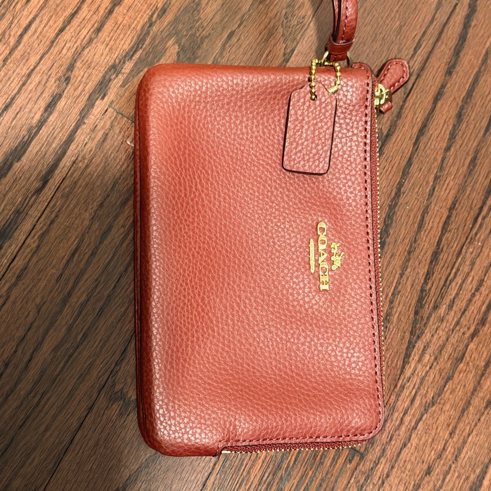 Crimson Pebbled Leather Zip Coach Clutch